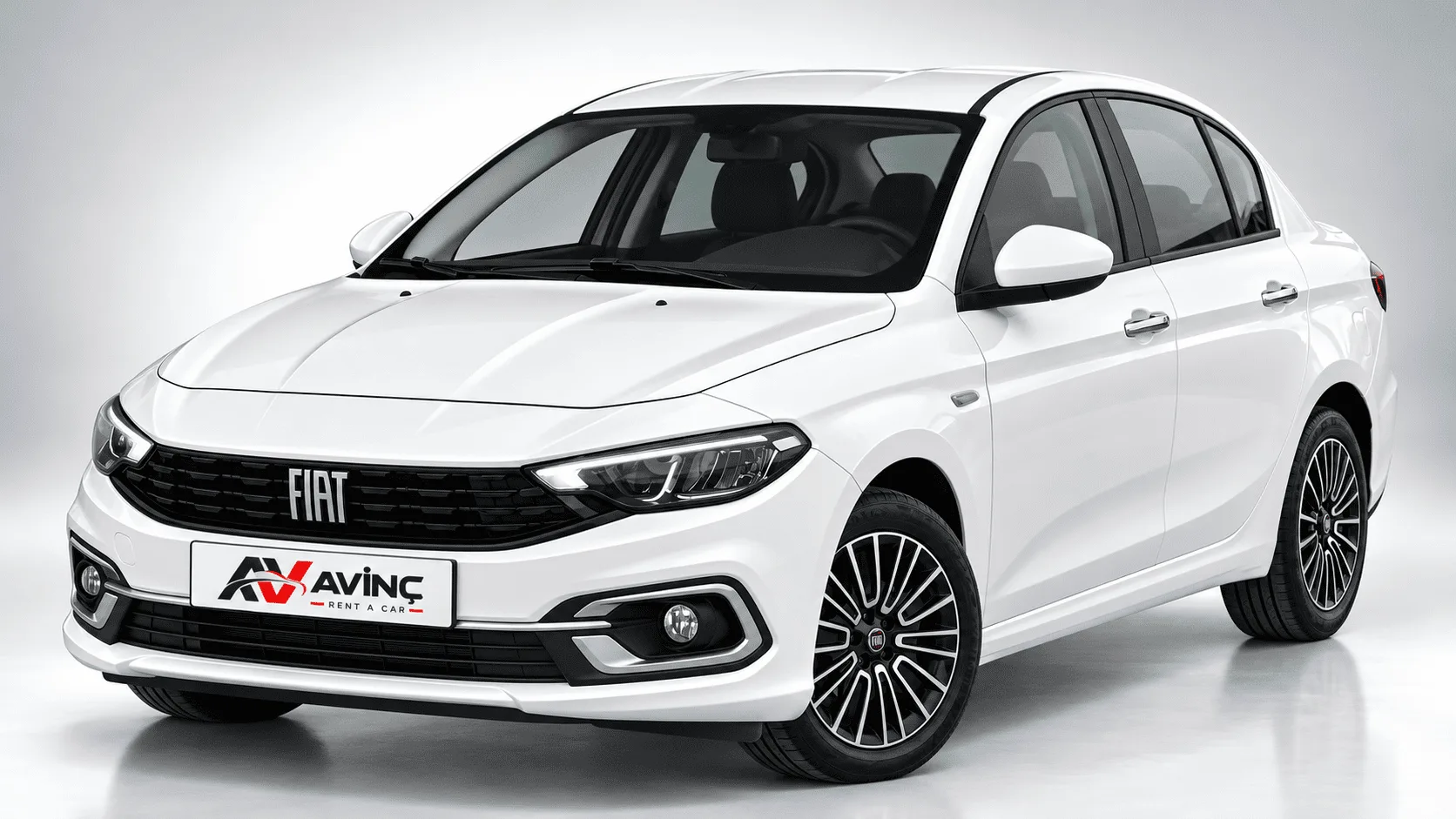 Fiat Egea Urban Beyaz kiralık araç — ön çapraz görünüm